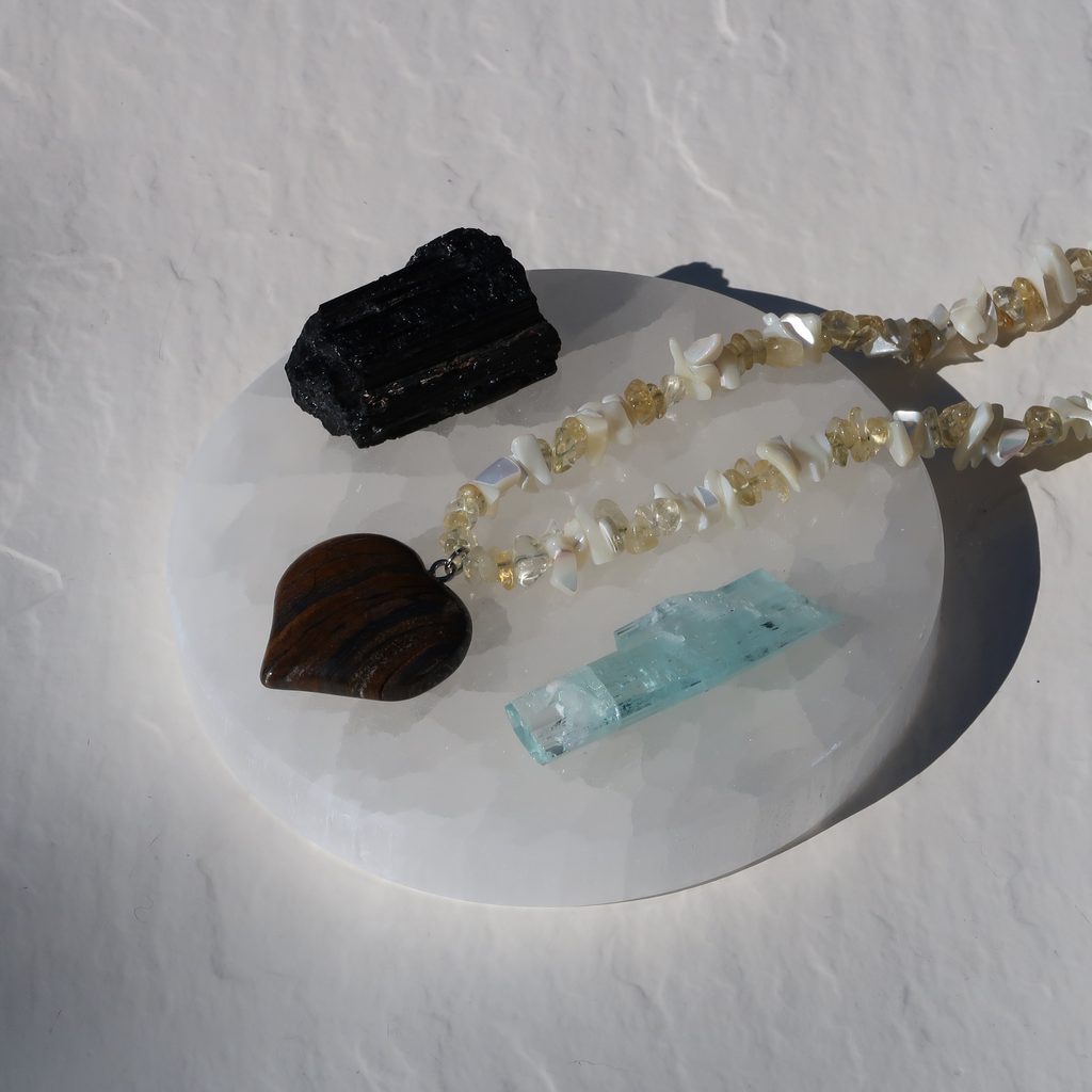 Selenite Charging Plate - Arcanum LA
